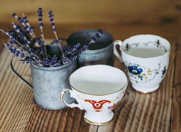 Poterie et porcelaine anciennes